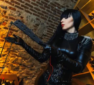 Mistress skade  MISTRESS, AMA, DOMINATRIX PROFESIONAL ESPAÑOLA FEMDOM BDSM SADO VALENCIA 