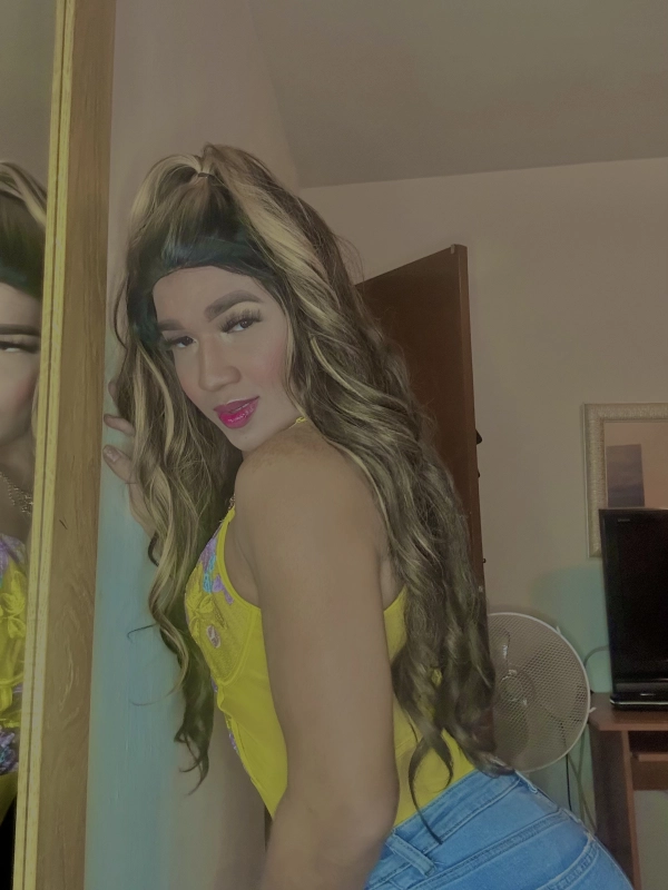 Valentina  Divertida chica trans colombiana disponible para ti 24 horas  - 3