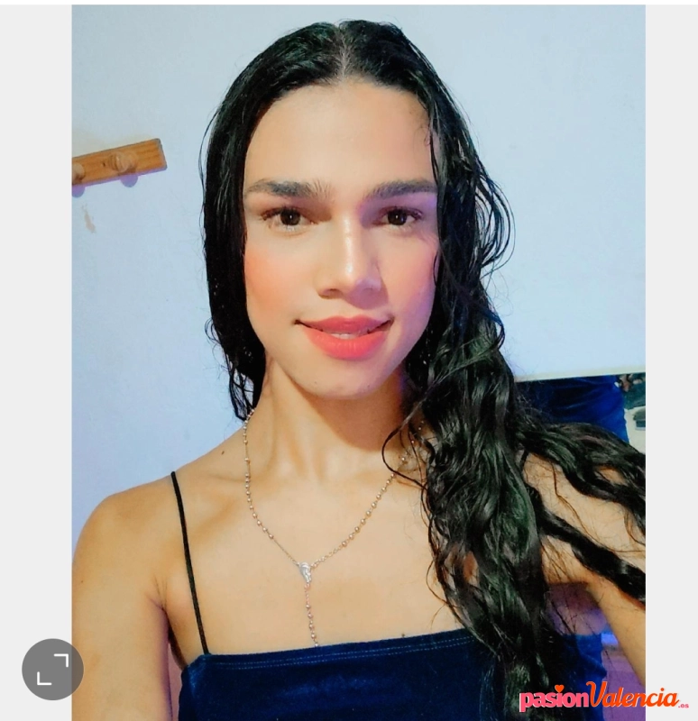  (Cobramos ) Pareja de chica trans y chico hetero  - 2