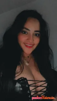 Mojadas0 SOY UNA RICA Y GUARRA ESCORT... OFERTA OFERTA.