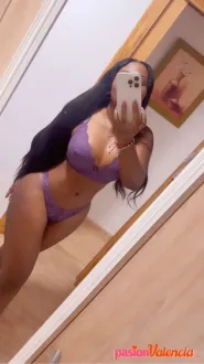 JOVENCITA SEXY Y INVOLUCRADA LLENA DE VIDA 